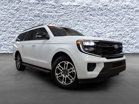 Used 2025 Ford Expedition Max Active image 1