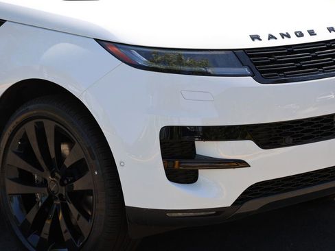 New 2026 Land Rover Range Rover Sport SE AWD/4WD image 7