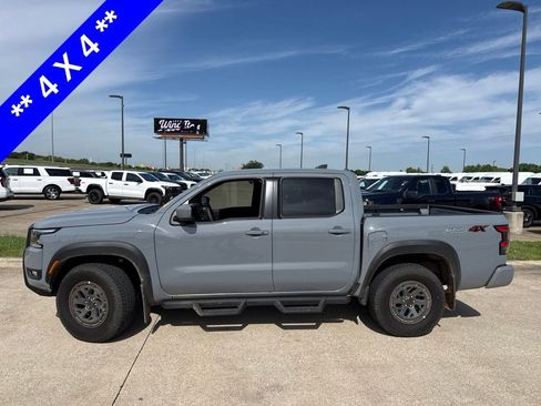 Used 2026 Nissan Frontier PRO-4X w/ Tow Package AWD/4WD image 3