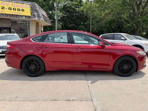 Used 2014 Ford Fusion SE w/ Equipment Group 202A FWD image 8