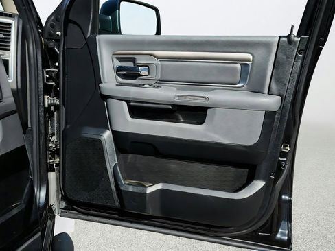 Used 2018 RAM 1500 Big Horn AWD/4WD image 33