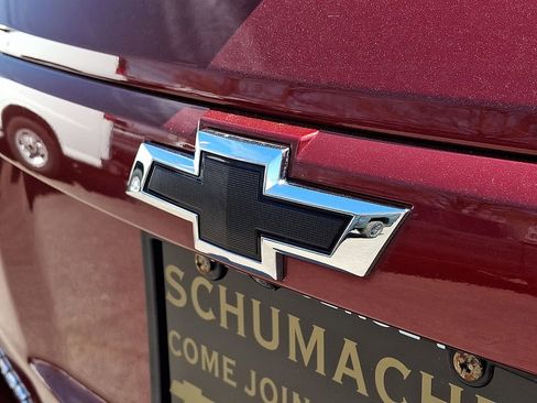 Used 2022 Chevrolet Trax LT w/ Driver Confidence Package image 30