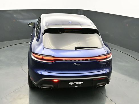Used 2025 Porsche Macan AWD/4WD image 49