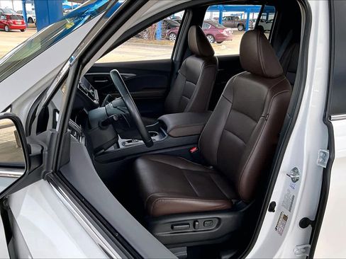 Certified 2024 Honda Ridgeline RTL image 8