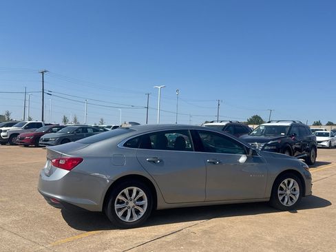 Used 2025 Chevrolet Malibu LT FWD image 24