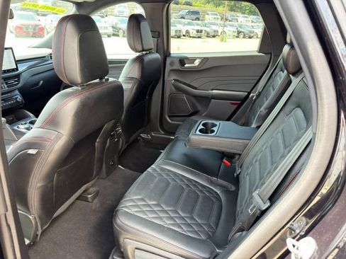 Used 2023 Ford Escape ST-Line Elite w/ Premium Technology Package AWD/4WD image 15