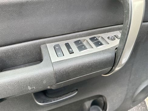 Used 2008 Chevrolet Silverado 1500 LT image 19