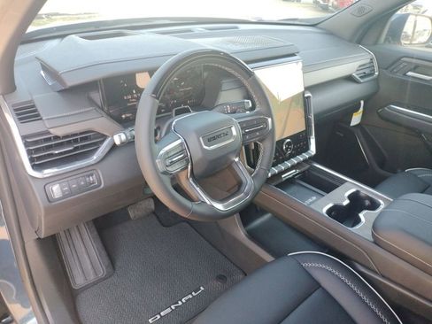 New 2026 GMC Acadia Denali w/ Super Cruise Package image 11