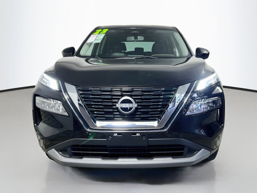 Used 2023 Nissan Rogue SV AWD/4WD image 8