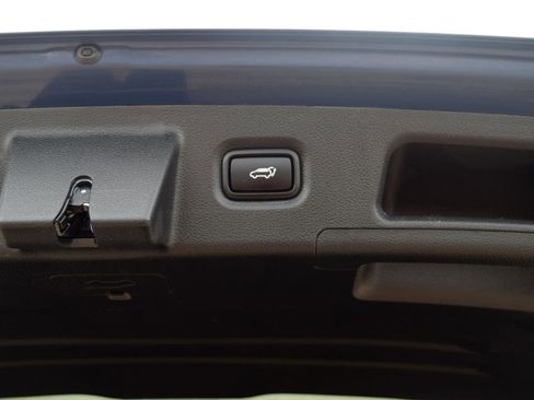 Used 2022 Hyundai Santa Fe XRT w/ Cargo Package FWD image 19