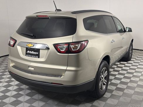 Used 2017 Chevrolet Traverse LT AWD/4WD image 5
