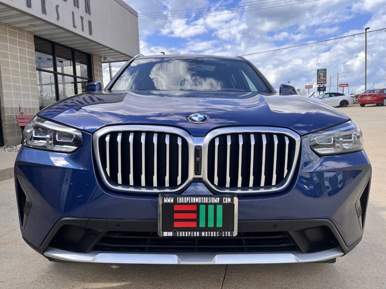 Used 2023 BMW X3 xDrive30i w/ Premium Package AWD/4WD image 7