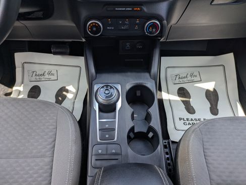 Certified 2022 Ford Escape SE AWD/4WD image 18