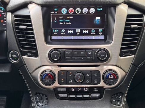Used 2019 GMC Yukon Denali w/ Denali Ultimate Package AWD/4WD image 23