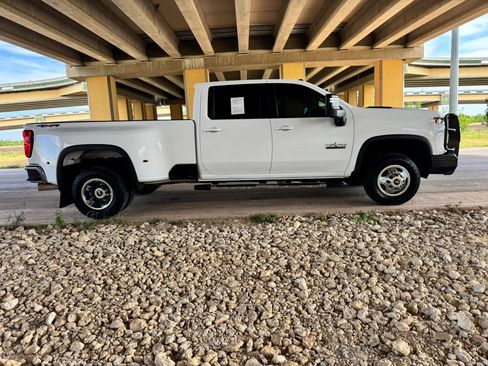 Used 2023 Chevrolet Silverado 3500 LT w/ Texas Edition AWD/4WD image 2