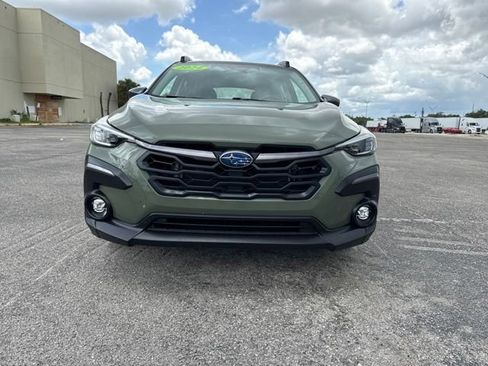 Used 2024 Subaru Crosstrek 2.5i Limited AWD/4WD image 3
