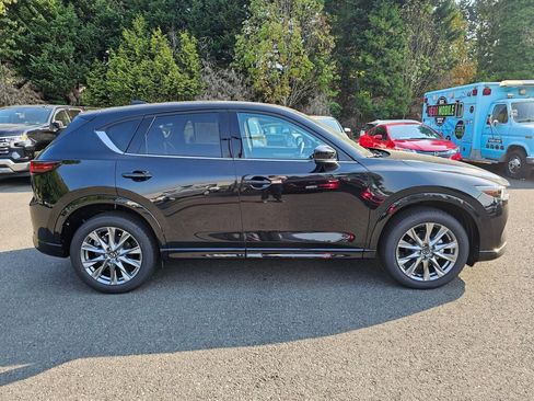 New 2025 MAZDA CX-5 AWD 2.5 S w/ Premium Plus Pkg image 4