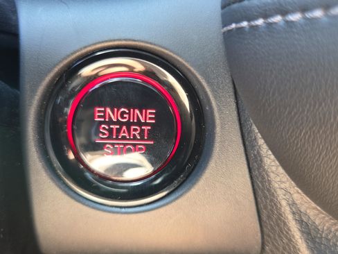 Used 2024 Honda HR-V EX-L image 34