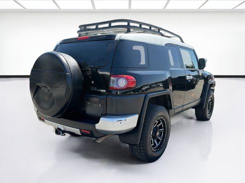 Used 2012 Toyota FJ Cruiser 4WD w/ Convenience Pkg image 4