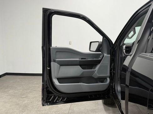 Used 2025 Ford F150 XL w/ Equipment Group 103A High RWD image 14