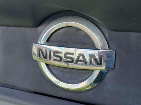 Used 2015 Nissan Frontier SV RWD image 6