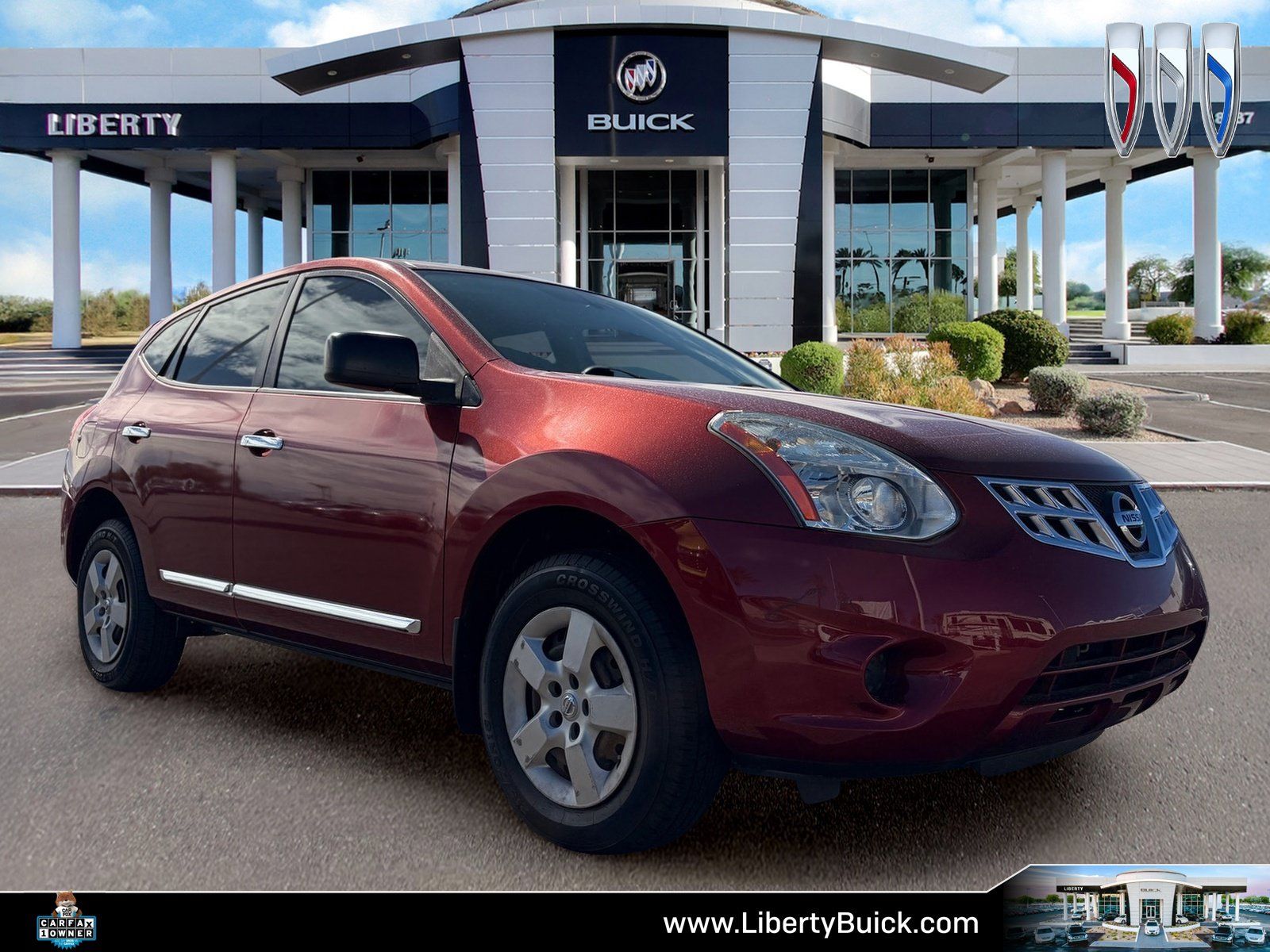 Used 2013 Nissan Rogue S FWD image 1