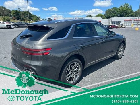 Used 2025 Genesis GV70 2.5T AWD/4WD image 3