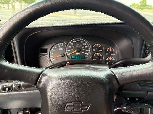 Used 2002 Chevrolet Silverado 1500 LS w/ Heavy Duty Suspension Pkg image 52