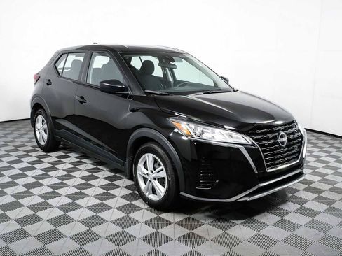 Used 2024 Nissan Kicks S FWD image 1