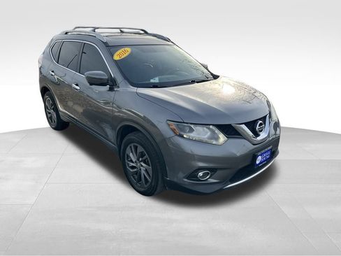 Used 2016 Nissan Rogue SL w/ SL Premium Package image 8