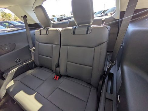 New 2026 Ford Explorer Active w/ Active Comfort Package image 16