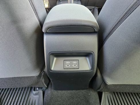 Used 2026 Toyota Corolla LE FWD image 12
