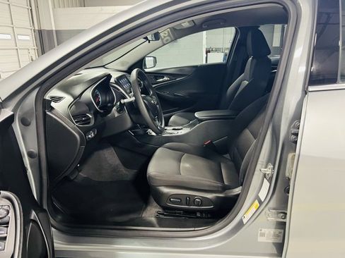 Used 2024 Chevrolet Malibu LT image 22