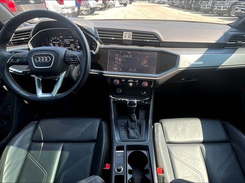 Used 2022 Audi Q3 2.0T Premium Plus w/ Premium Plus Package AWD/4WD image 15