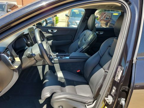Certified 2026 Volvo XC60 B5 Ultra AWD/4WD image 18