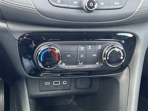 Used 2023 Buick Encore GX Preferred w/ Cold Weather Comfort Package image 23