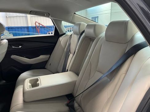 Used 2023 Honda Accord Touring image 18