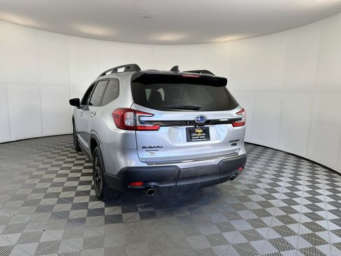 Used 2025 Subaru Ascent Bronze Edition w/ Popular Package #2 image 9