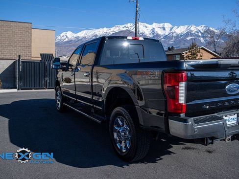 Used 2019 Ford F350 Lariat w/ Lariat Ultimate Package AWD/4WD image 5