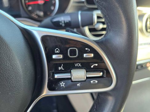 Used 2020 Mercedes-Benz GLC 300 image 26