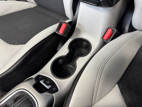 Used 2018 Jeep Compass Latitude w/ Popular Equipment Group image 36