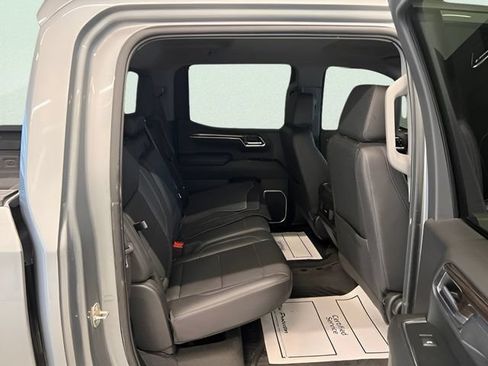 Certified 2024 Chevrolet Silverado 1500 LT Trail Boss w/ Convenience Package II AWD/4WD image 9