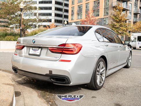 Used 2016 BMW 750i xDrive image 7