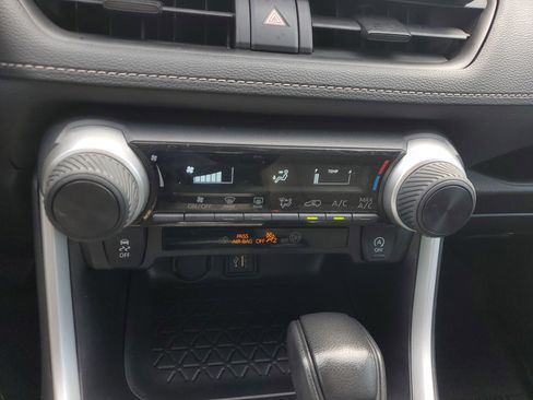 Used 2024 Toyota RAV4 LE image 20