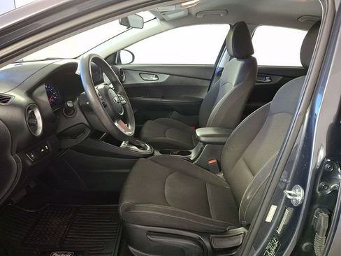 Used 2021 Kia Forte LXS image 12