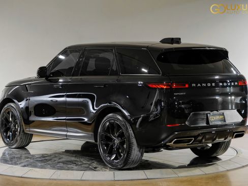 Used 2024 Land Rover Range Rover Sport SE AWD/4WD image 12