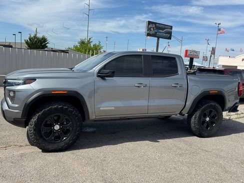 Used 2023 GMC Canyon Elevation w/ Elevation Premium Package AWD/4WD image 3