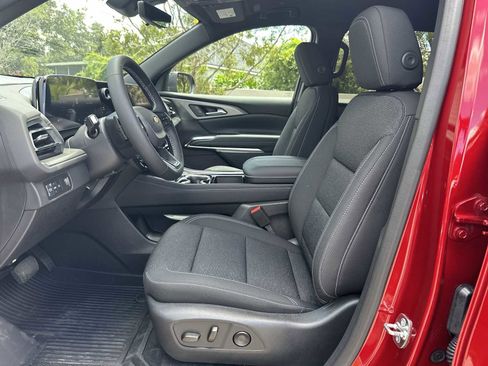 New 2026 Chevrolet Traverse LT w/ Driver Confidence Package image 15