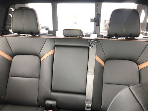 New 2025 GMC Canyon AT4 w/ Nightfall Edition image 22