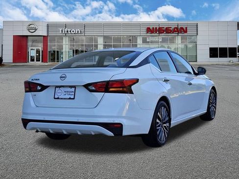 Certified 2025 Nissan Altima 2.5 SV FWD image 4